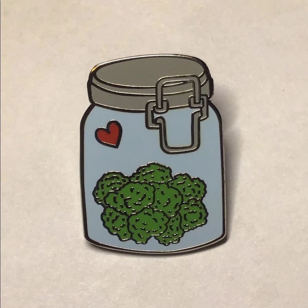 NUG JAR hat lapel pin